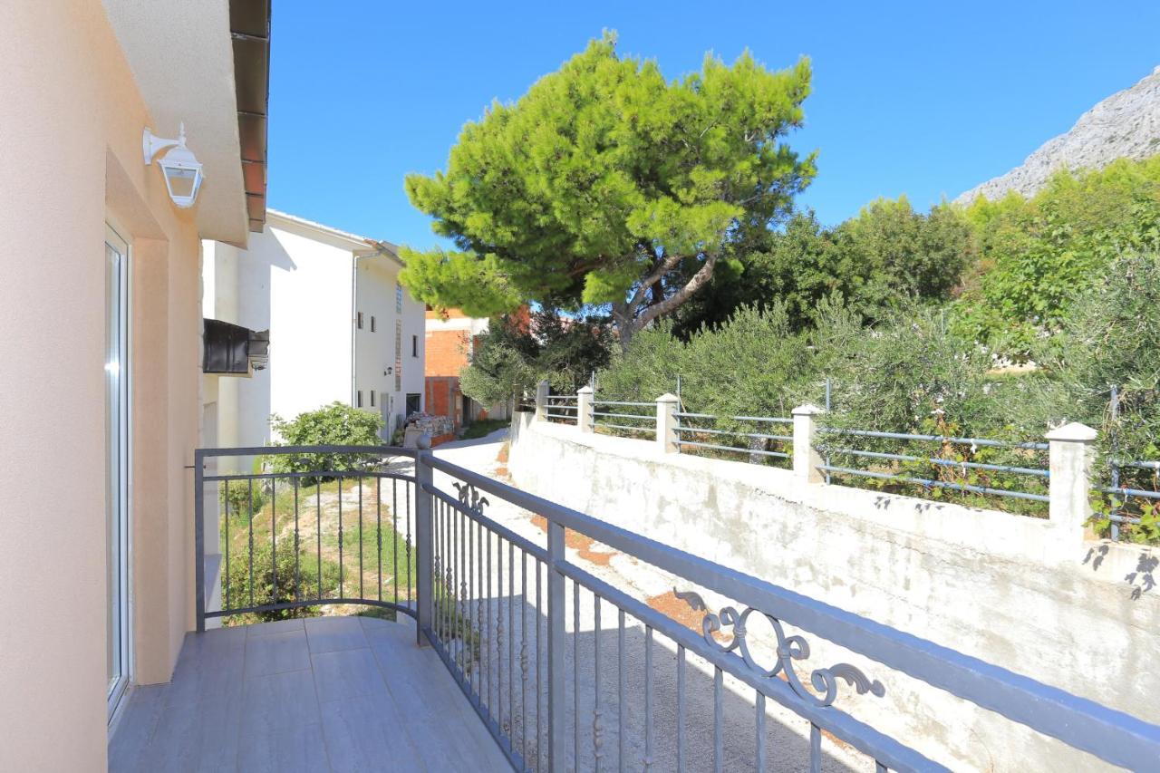 Apartments With A Parking Space Stanici, Omis - 17894 Exterior photo